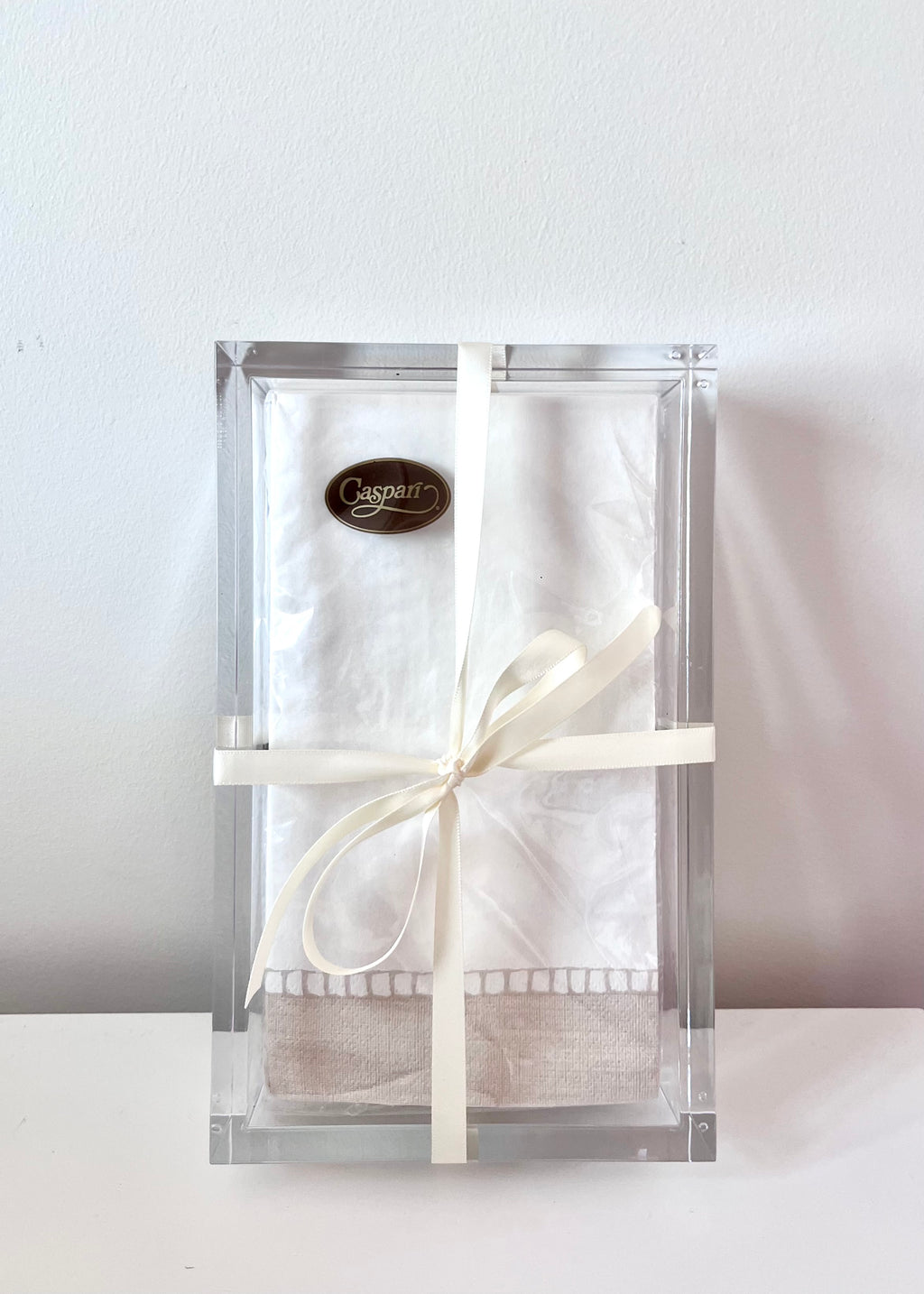 Guest Napkins in Acrylic Holder - Beige