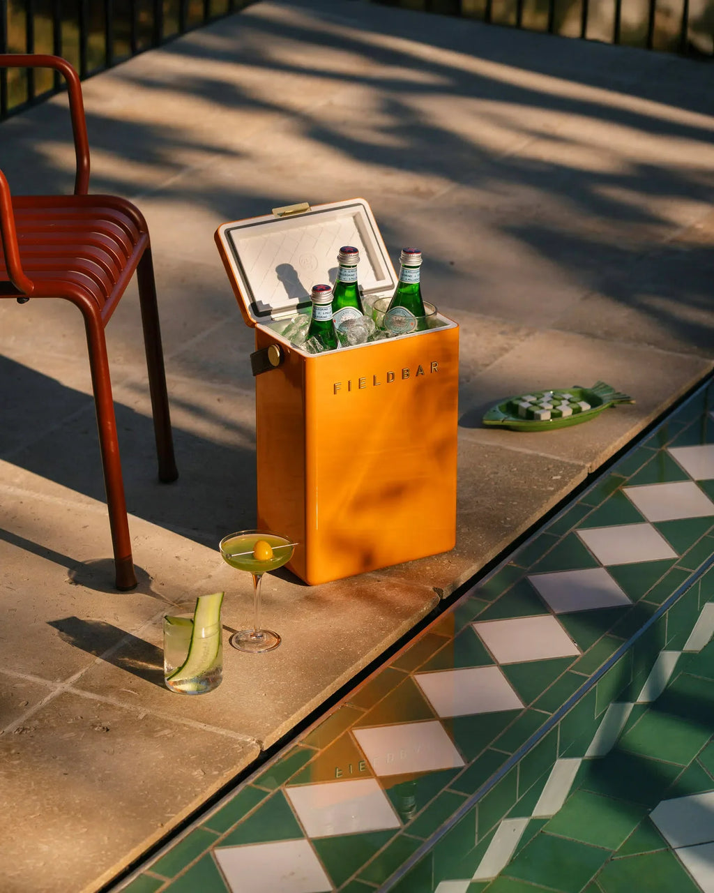 Field Bar Cooler: Orchard Orange