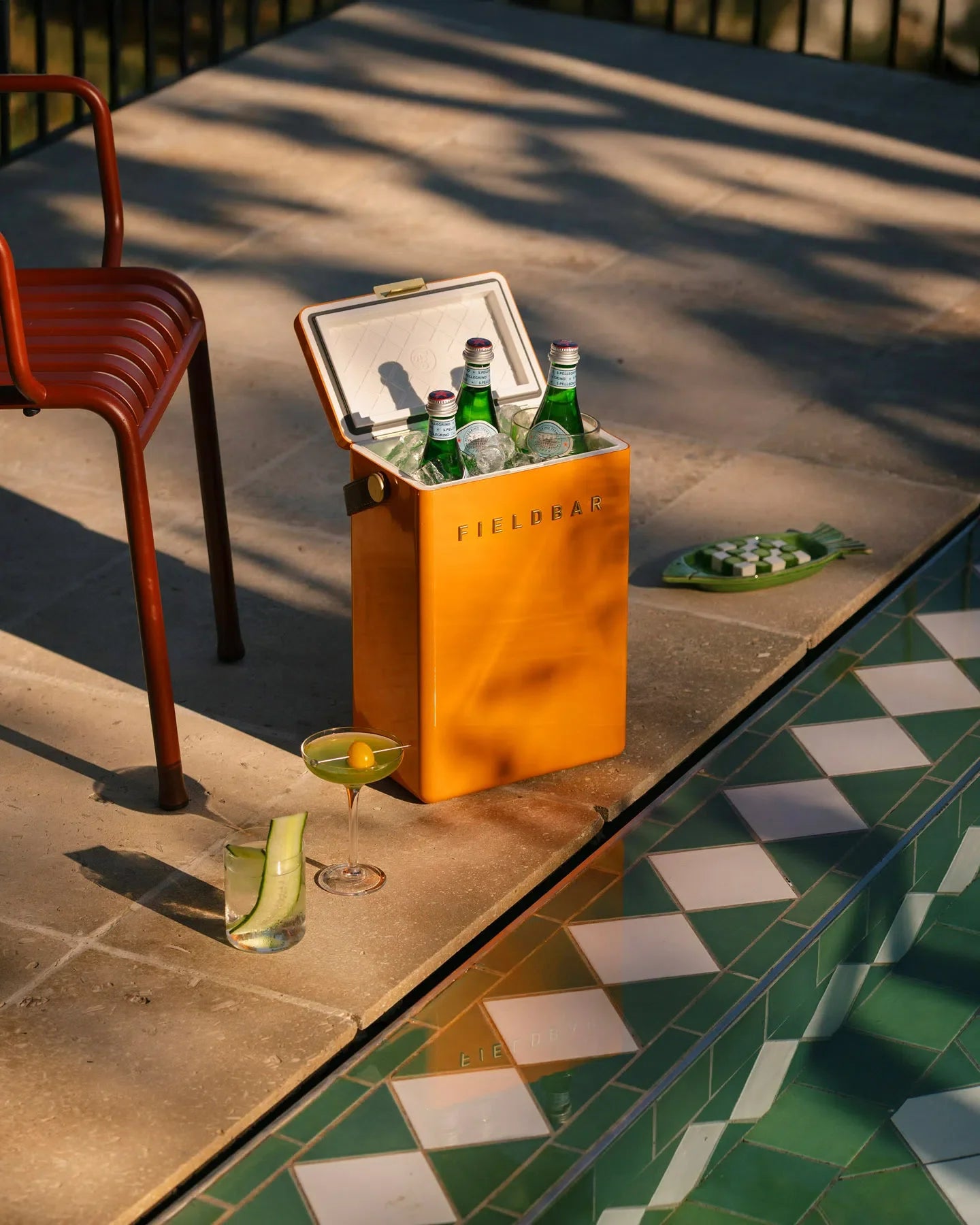 Field Bar Cooler: Orchard Orange